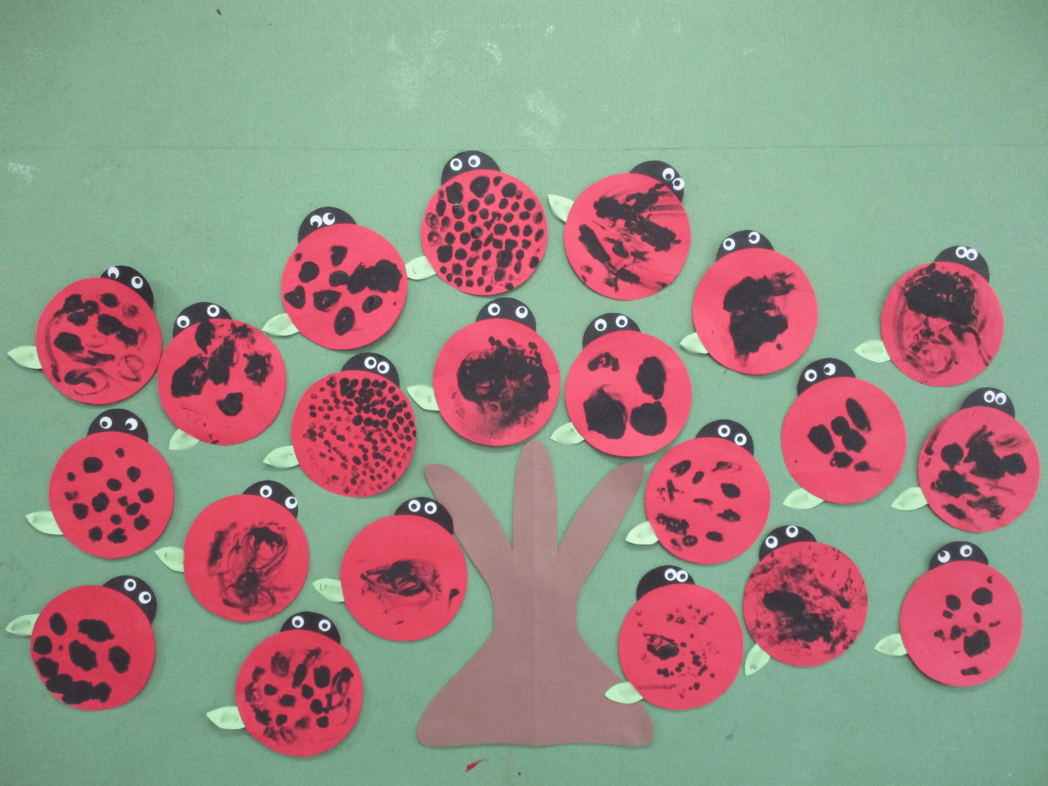 年少さんの壁面🐞